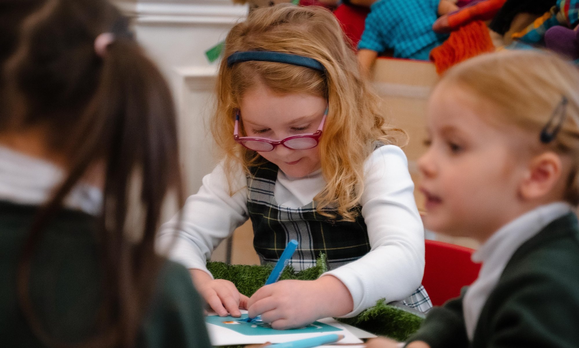 stay and play cropped copy