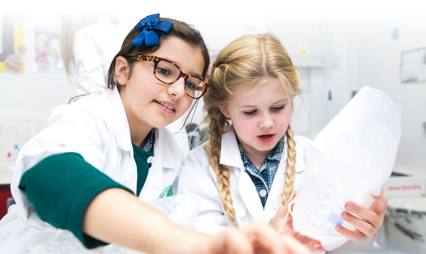 QCPS-Science-Girls-fade